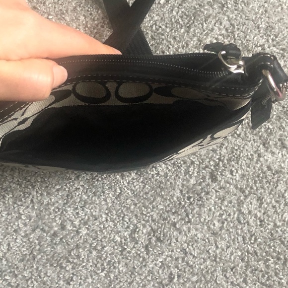 Coach small monogram crossbody canvas bag - Picture 7 of 11